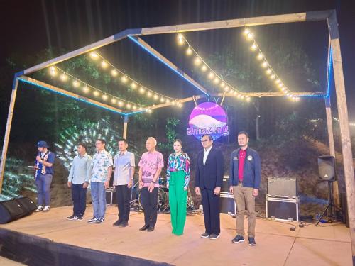 ร่วมกันเปิดงาน Amazing Grand Sand Dune Countdown 2023 เทศกาลต้อนรับปีใหม่ 2566 ที่เนินทรายงาม ต.ปากคลอง อ.ปะทิว จ.ชุมพร
